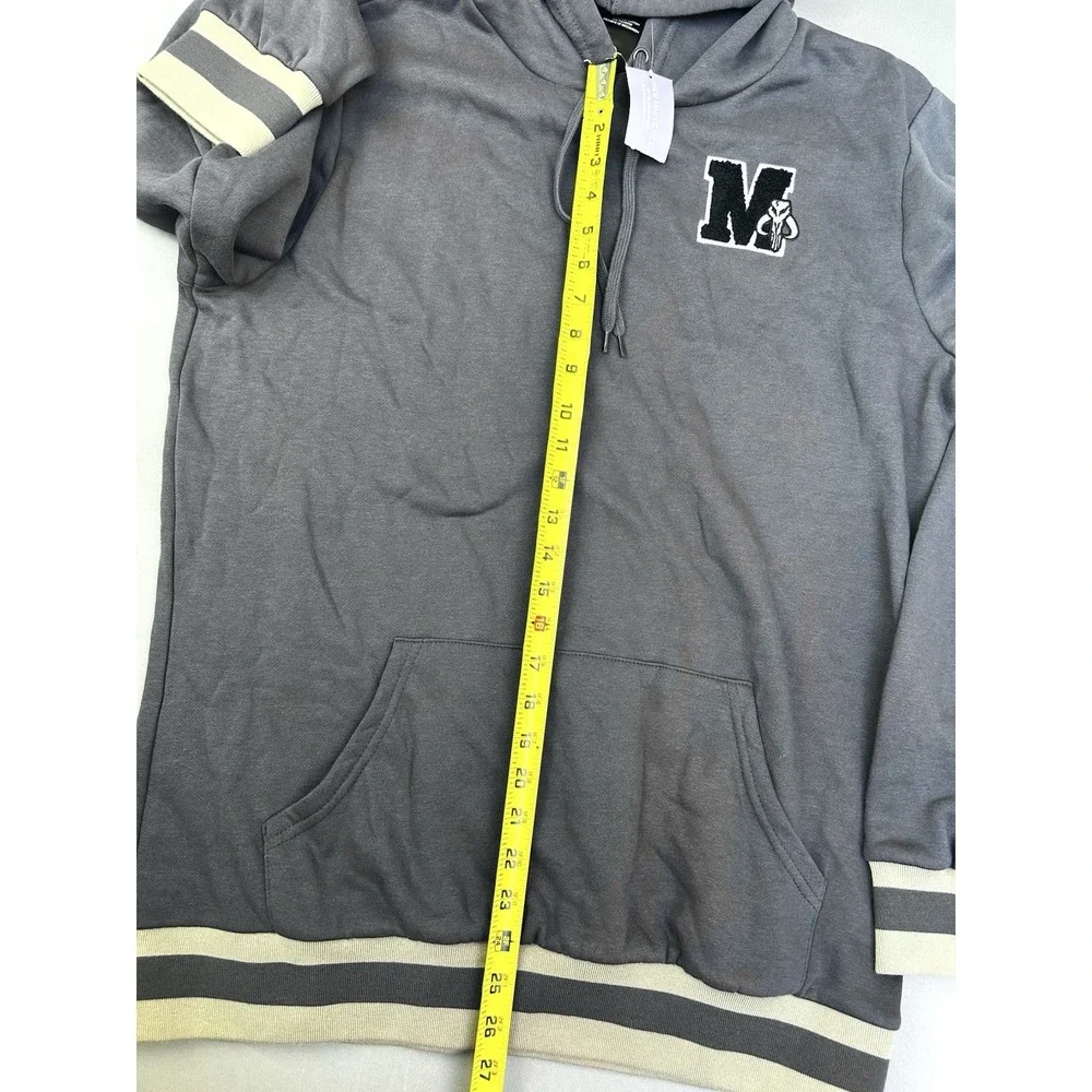 Star Wars Mandalorian Women's L Her Universe Hoodie NEW With Tags - Picture 13 of 14